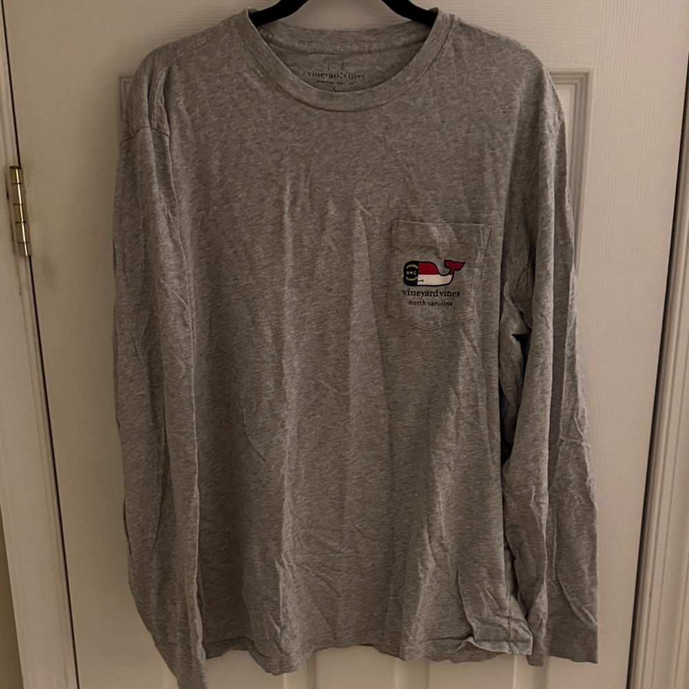 Vineyard Vines Men's NC Gray Long Sleeve Shirt
